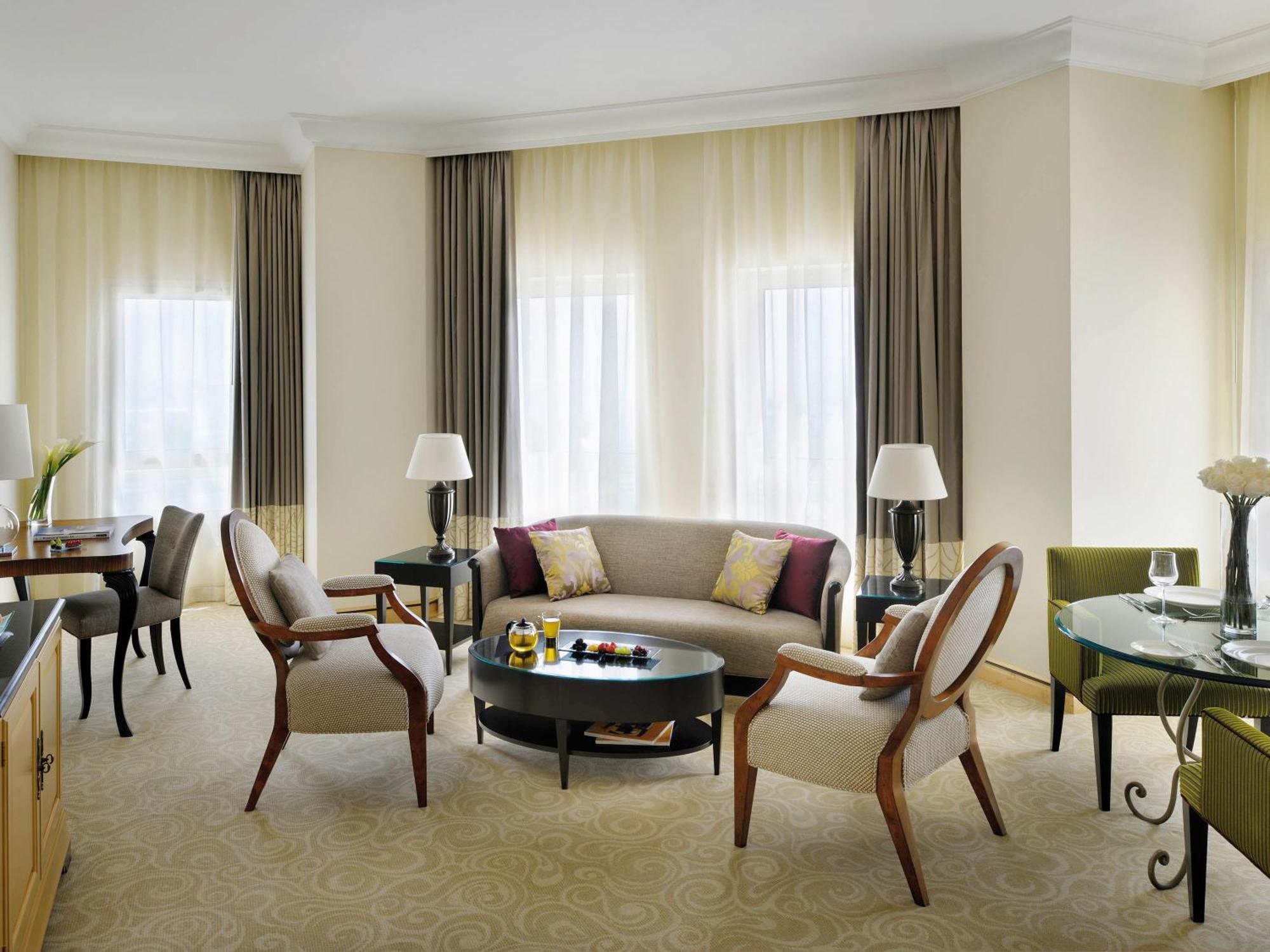 Moevenpick Hotel Doha Exterior foto