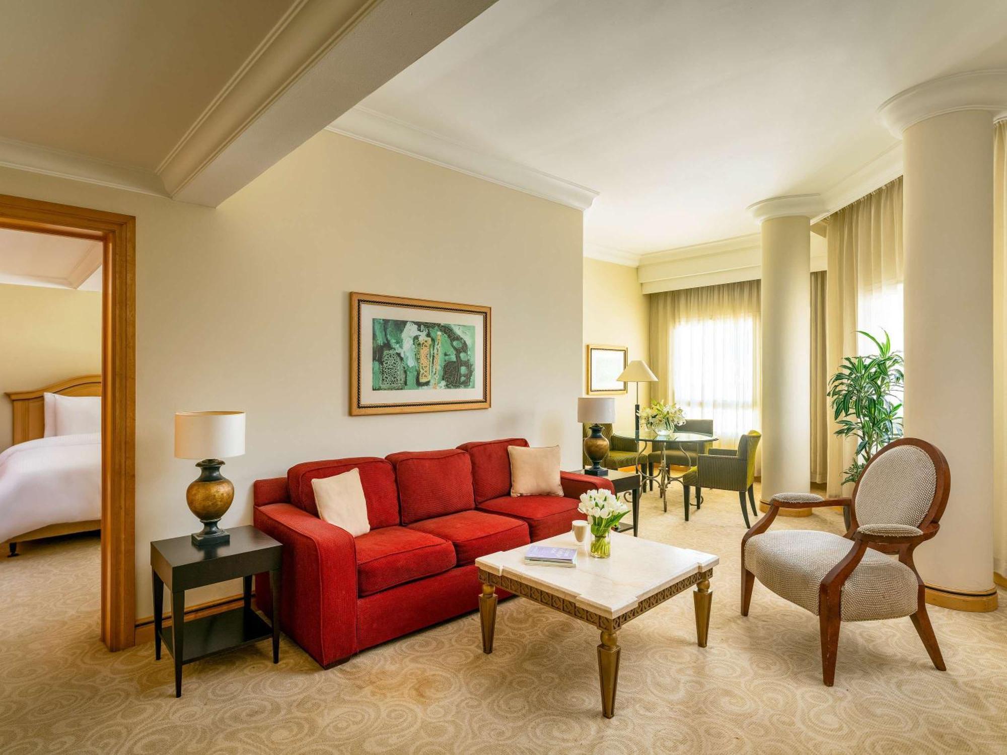 Moevenpick Hotel Doha Exterior foto